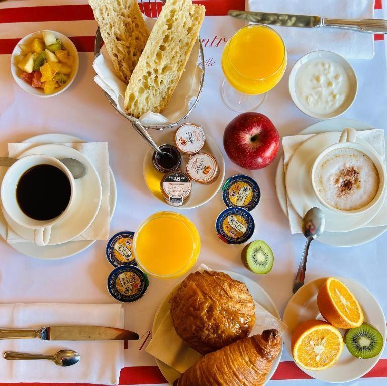 Hotel & Restaurant Le Central Trouville Екстериор снимка